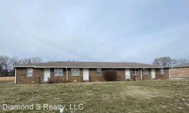 Main picture of 5339-77 S Hutchinson Ave