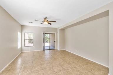 Main picture of 1322 E Linda Dr