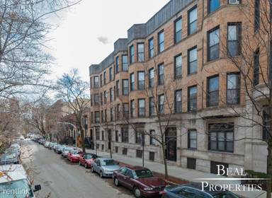 Main picture of 627 W Oakdale Ave