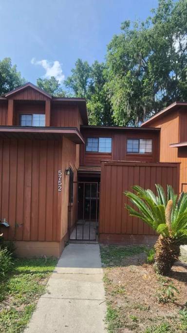 Main picture of 5752 SW 8th Pl