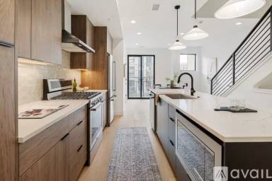 Main picture of 4425 W 45th Ave