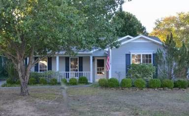 Main picture of 188 Jasmine Dr