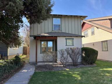 Main picture of 437 NE Irving Ave