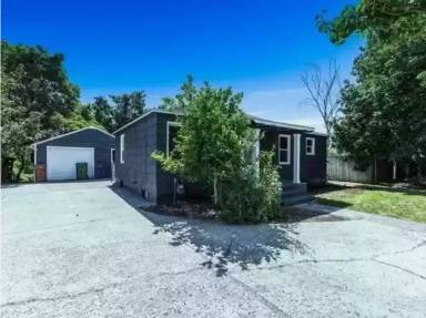 Main picture of 2531 W Francis Ave