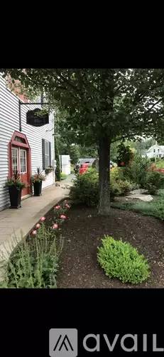 Main picture of 313 Pond Rd