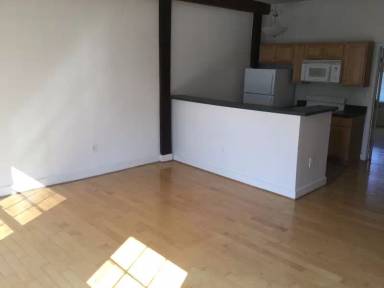 Main picture of 301 Goshen St