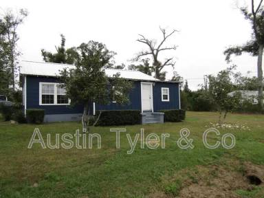 Main picture of 4750 Pelt St