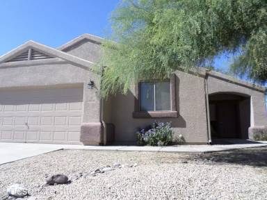 Main picture of 3020 S Beck Dr