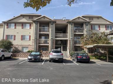 Main picture of 8058 N Ridge Loop W