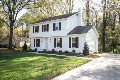 Main picture of 2736 Lawton Bluff Rd