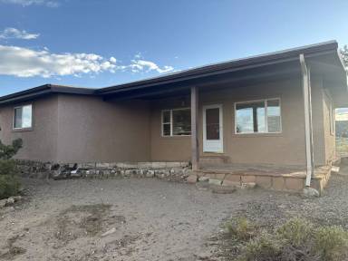 Main picture of 234 Little Park Rd
