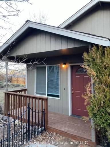Main picture of 3341 SW Salmon Ct