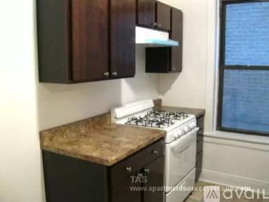 Main picture of 2516 N Kedzie Blvd