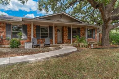 Main picture of 501 Fleetwood Dr