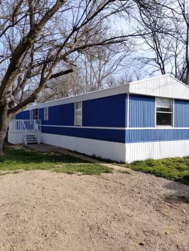 Main picture of 507 1/2 Tidal St