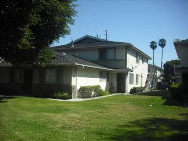 Main picture of 2692 Victoria Ave
