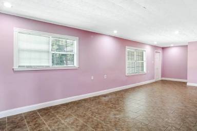 Main picture of 534 Shrine Club Rd