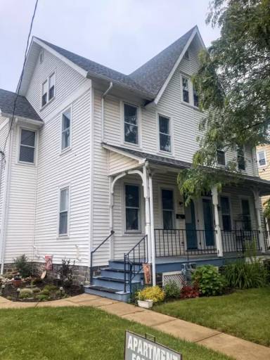 Main picture of 407 E Broad St