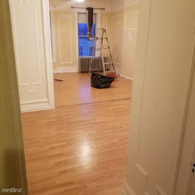 Main picture of 1702 Zerega Ave