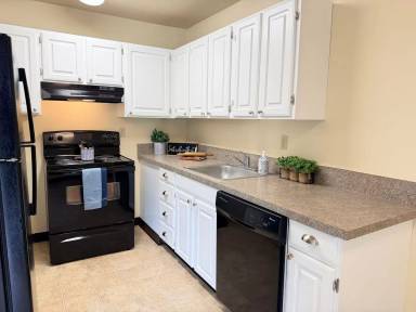 Main picture of Home Avenue Apartments