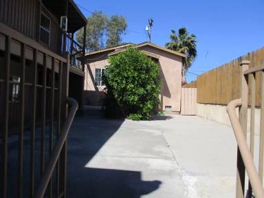 Main picture of 2762 Market St
