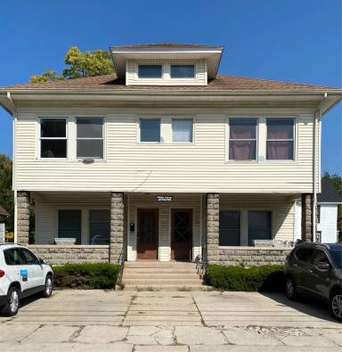 Main picture of 506 Lincolnway W