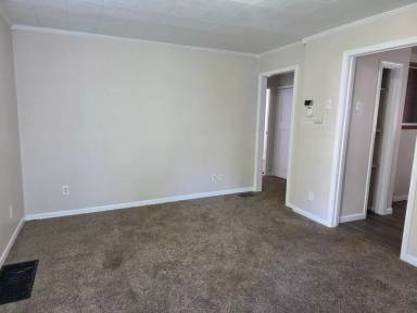 Main picture of 754 N Elmer St
