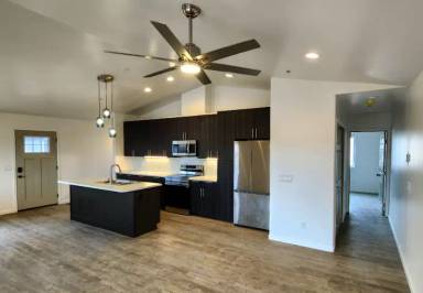 Main picture of 570 Bent River Rd