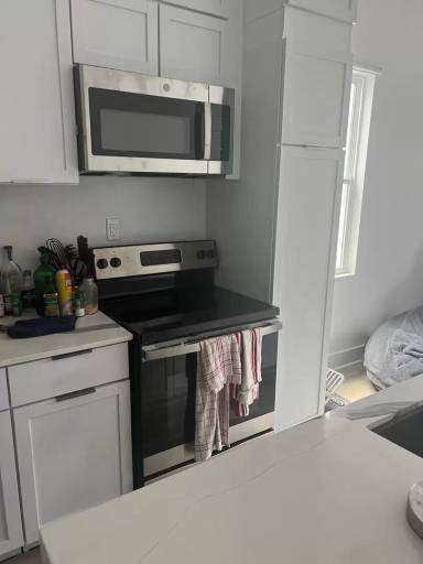 Main picture of 817 Adams St