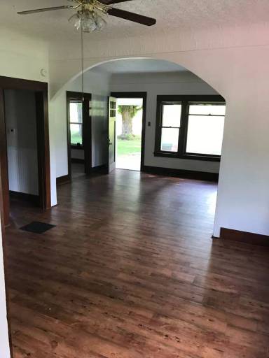 Main picture of 8302 S Hilby Rd