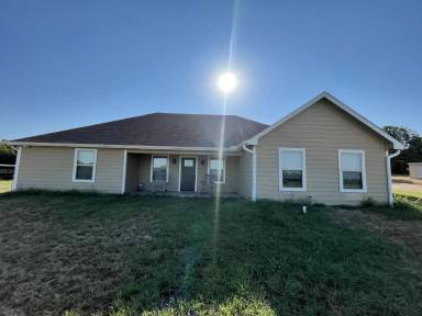 Main picture of 2750 Cabaniss Ln