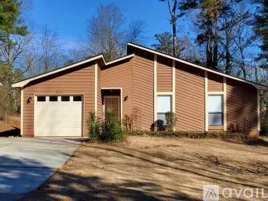 Main picture of 8114 Englewood Trl