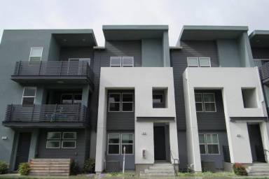 Main picture of 535 Clover Cir