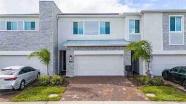 Main picture of 438 Bogey Dr