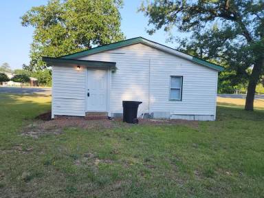 Main picture of 454 Rock Hill Rd
