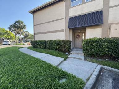Main picture of 664 Arbor Lake Ln