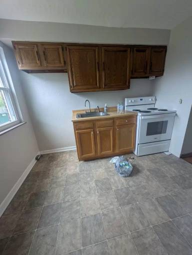 Main picture of 13 11th St