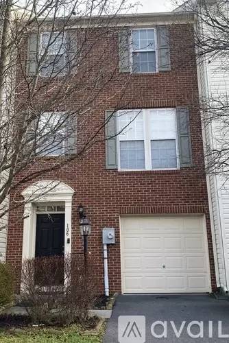 Main picture of 106 Pittman Ct