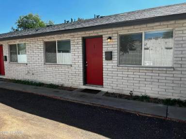 Main picture of 5027 N 16th Ave