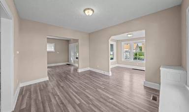 Main picture of 13824 North Dr