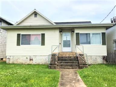 Main picture of 310 Randolph St