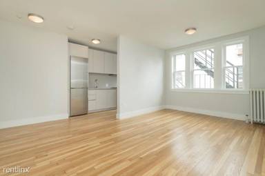 Main picture of 136-38 Highland Ave