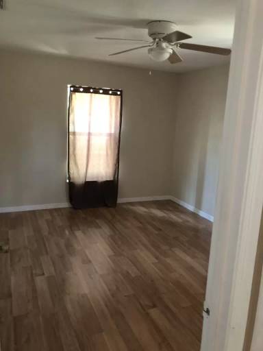 Main picture of 519 NE 3rd St