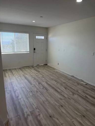 Main picture of 1245 Van Nuys St