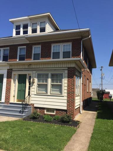 Main picture of 1209 N Duke St