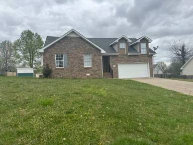 Main picture of 619 Ashley Oaks Dr