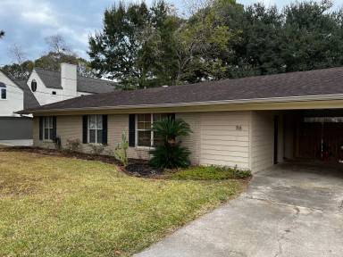 Main picture of 116 Mathews Blvd