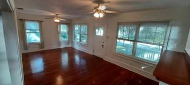 Main picture of 14 N Fern Creek Ave