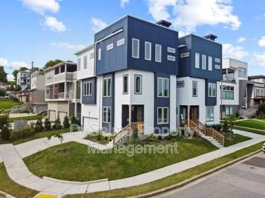 Main picture of 1000 Southside Ave