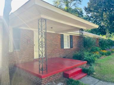 Main picture of 431 Tyler St